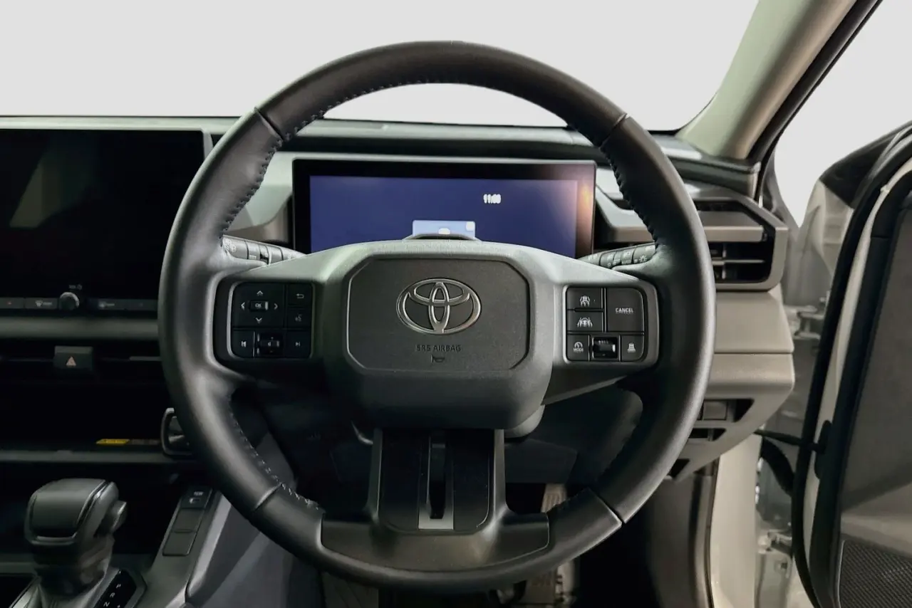 2026 Toyota RAV4 Gallery Image 21