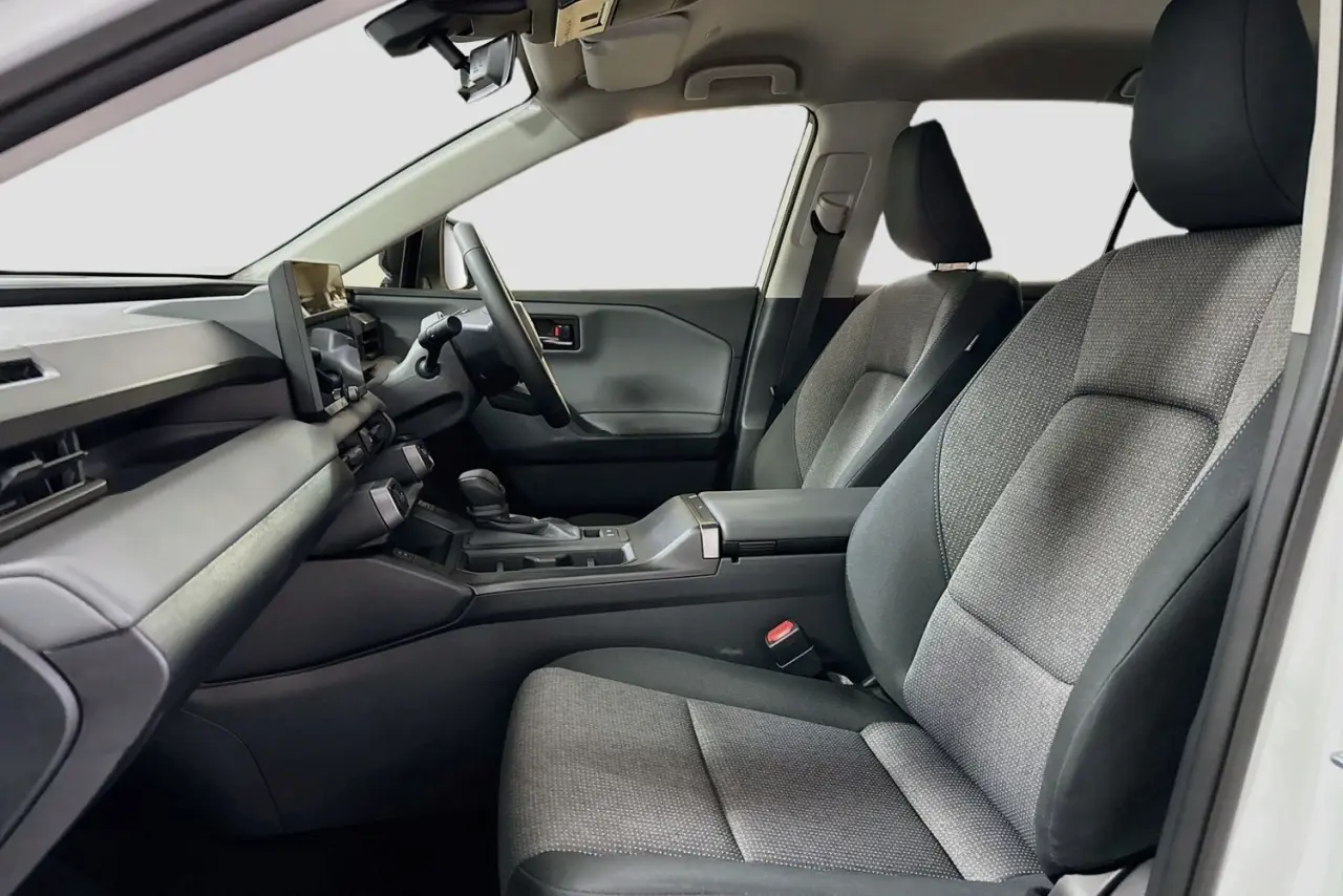 2026 Toyota RAV4 Gallery Image 25