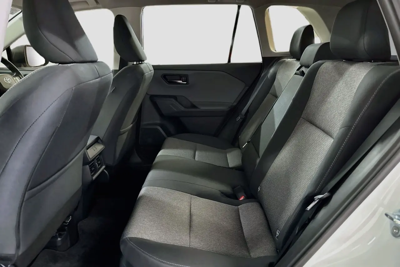 2026 Toyota RAV4 Gallery Image 26