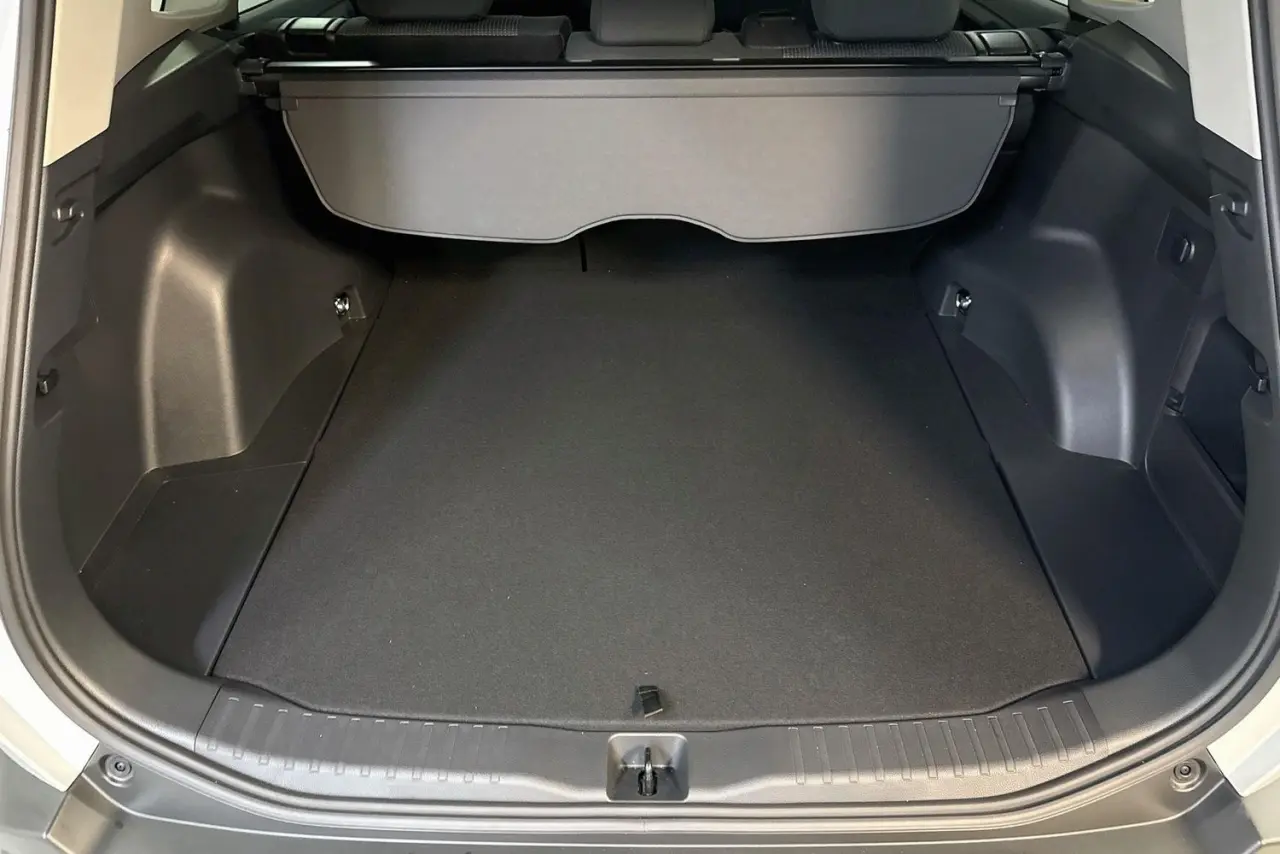 2026 Toyota RAV4 Gallery Image 27