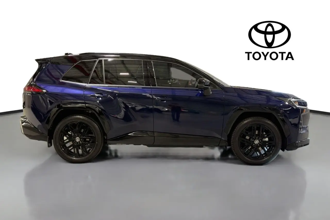 2026 Toyota RAV4 Gallery Image 11