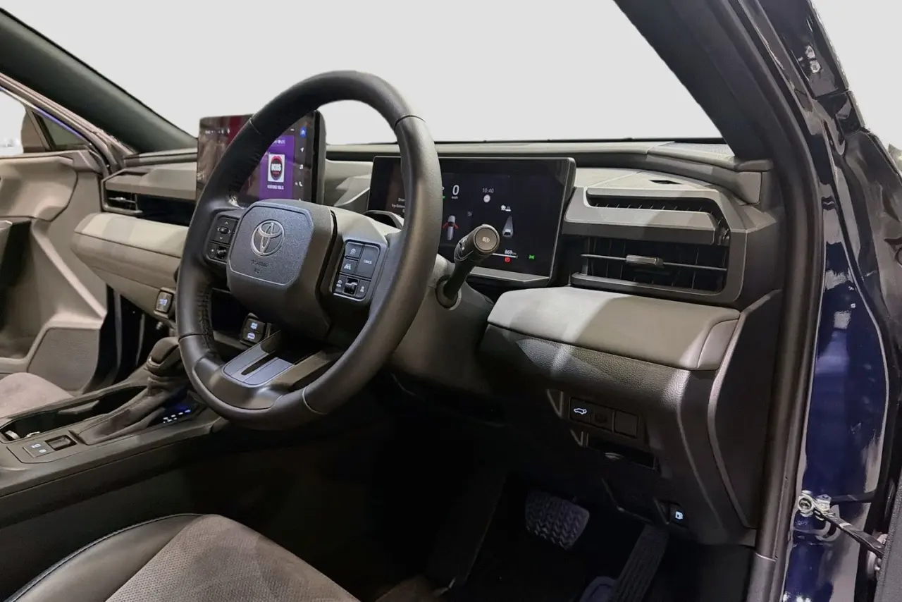 2026 Toyota RAV4 Gallery Image 23