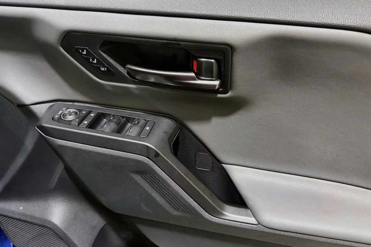 2026 Toyota RAV4 Gallery Image 24