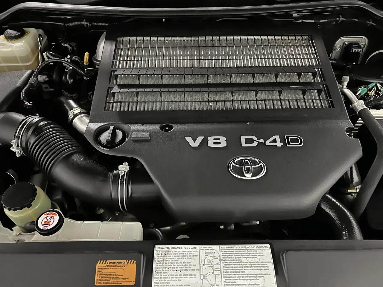 2017 TOYOTA LANDCRUISER Gallery Image 22