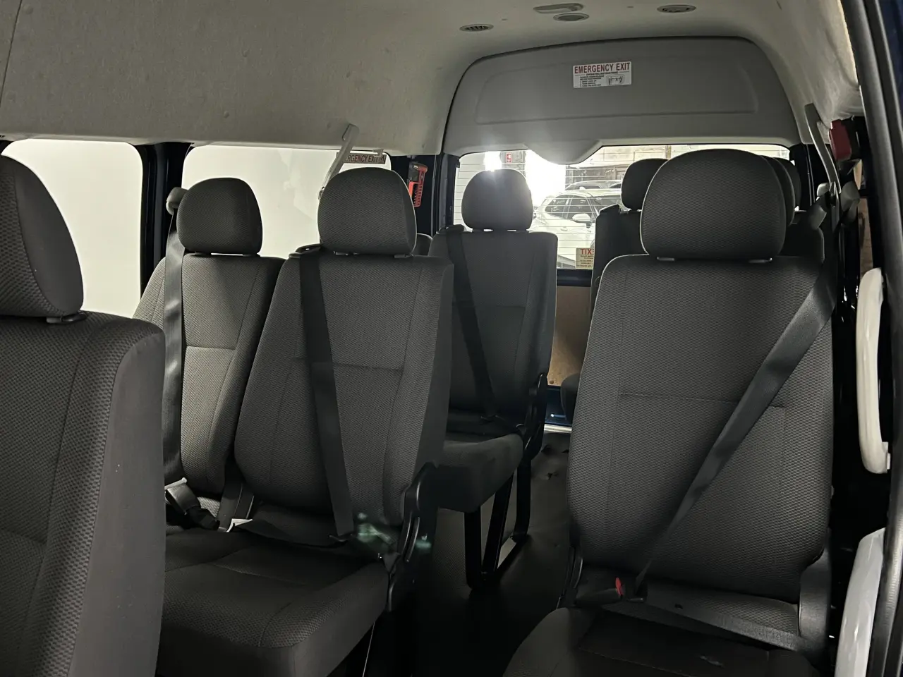 2014 TOYOTA HIACE Gallery Image 12