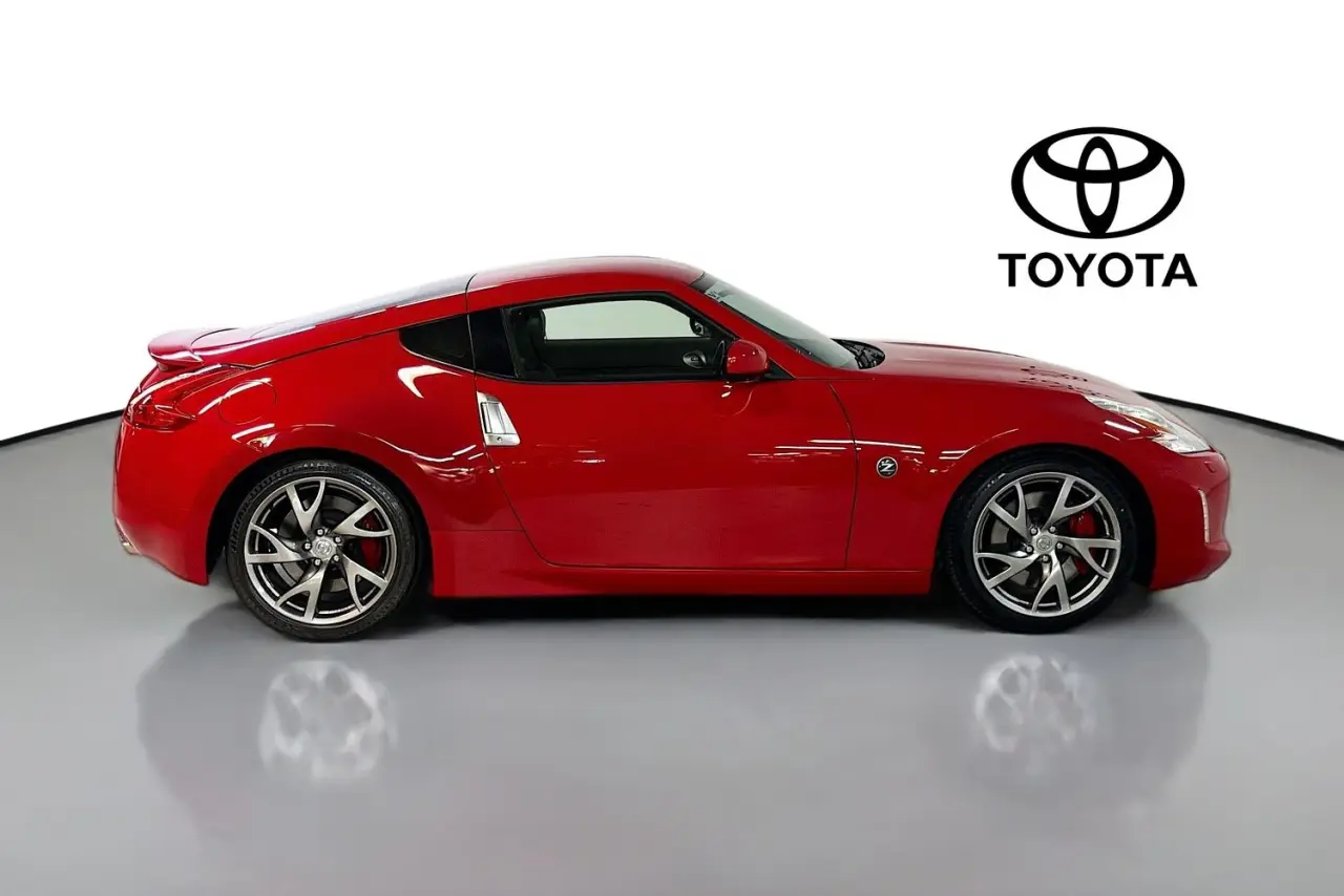 2016 Nissan 370Z Gallery Image 10