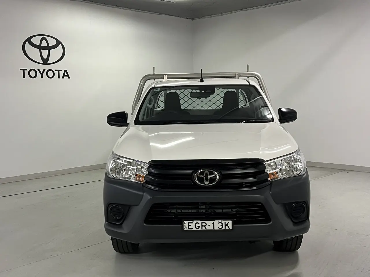 2019 Toyota Hilux Gallery Image 3