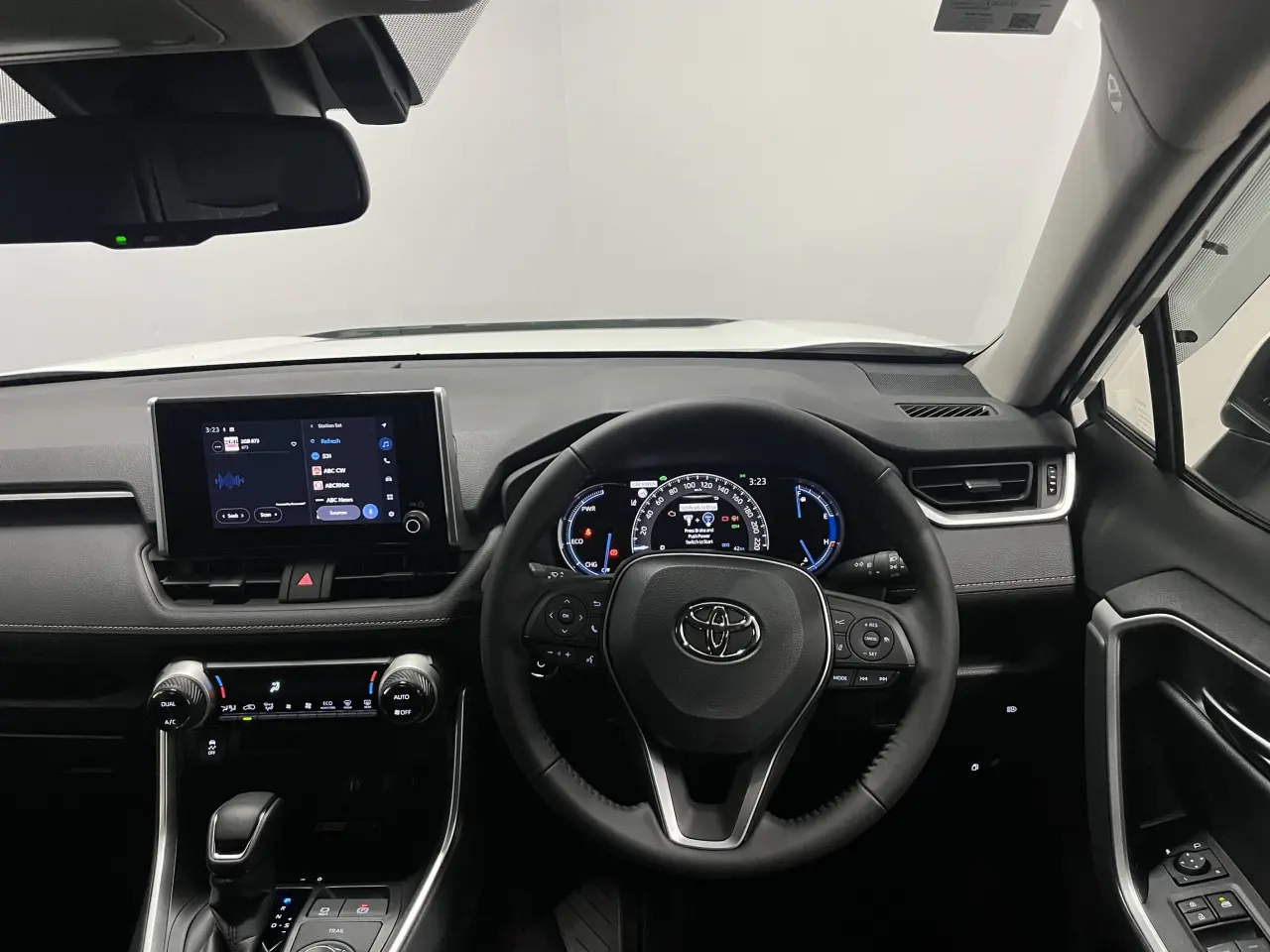 2024 TOYOTA RAV4 HYBRID Image 14