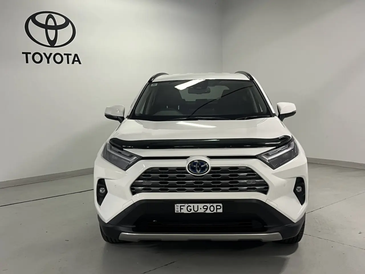 2024 TOYOTA RAV4 HYBRID Image 3