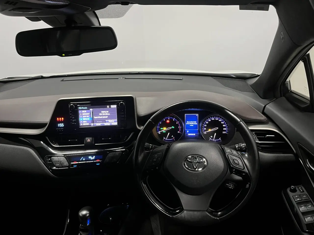 2017 TOYOTA C-HR Image 13