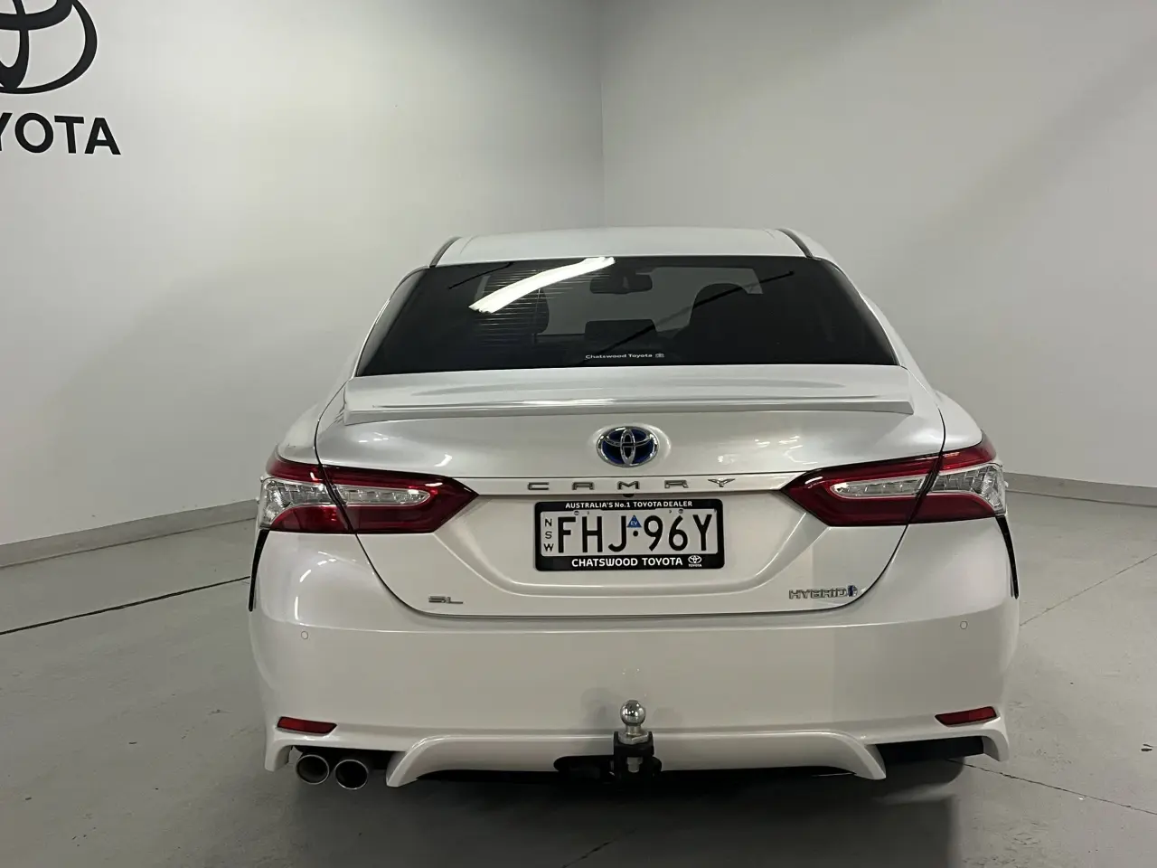 2020 TOYOTA CAMRY HYBRID Image 6