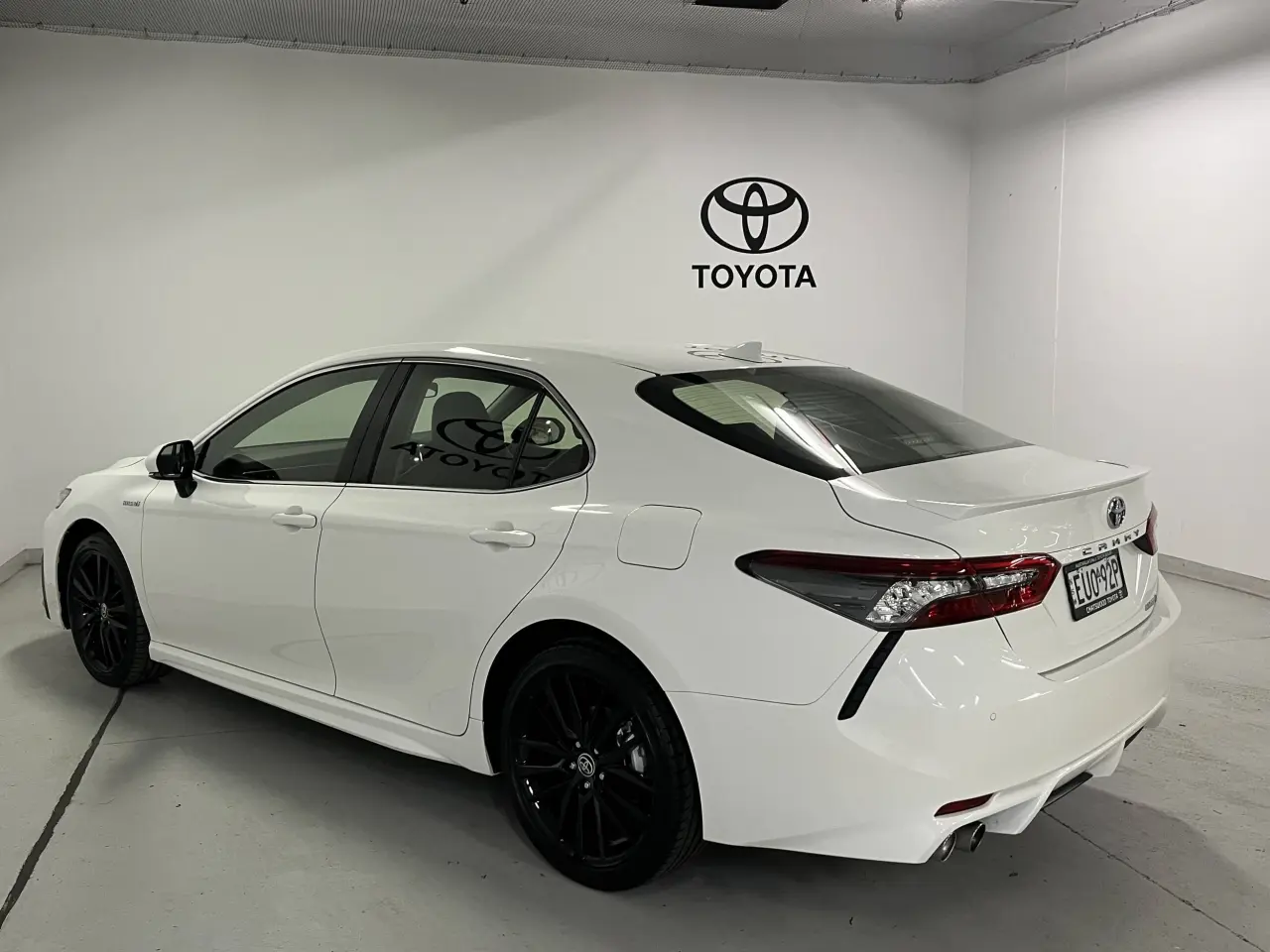 2022 TOYOTA CAMRY HYBRID Image 7