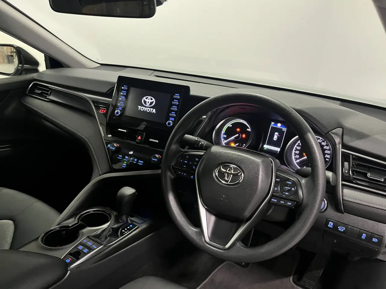 2024 TOYOTA CAMRY HYBRID Image 13