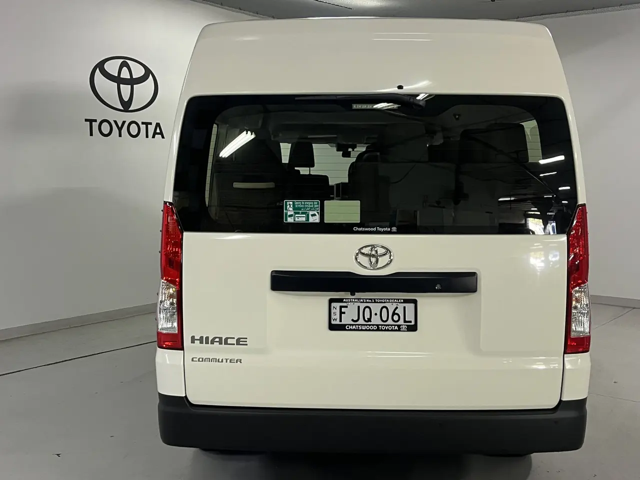 2024 TOYOTA HIACE Image 6