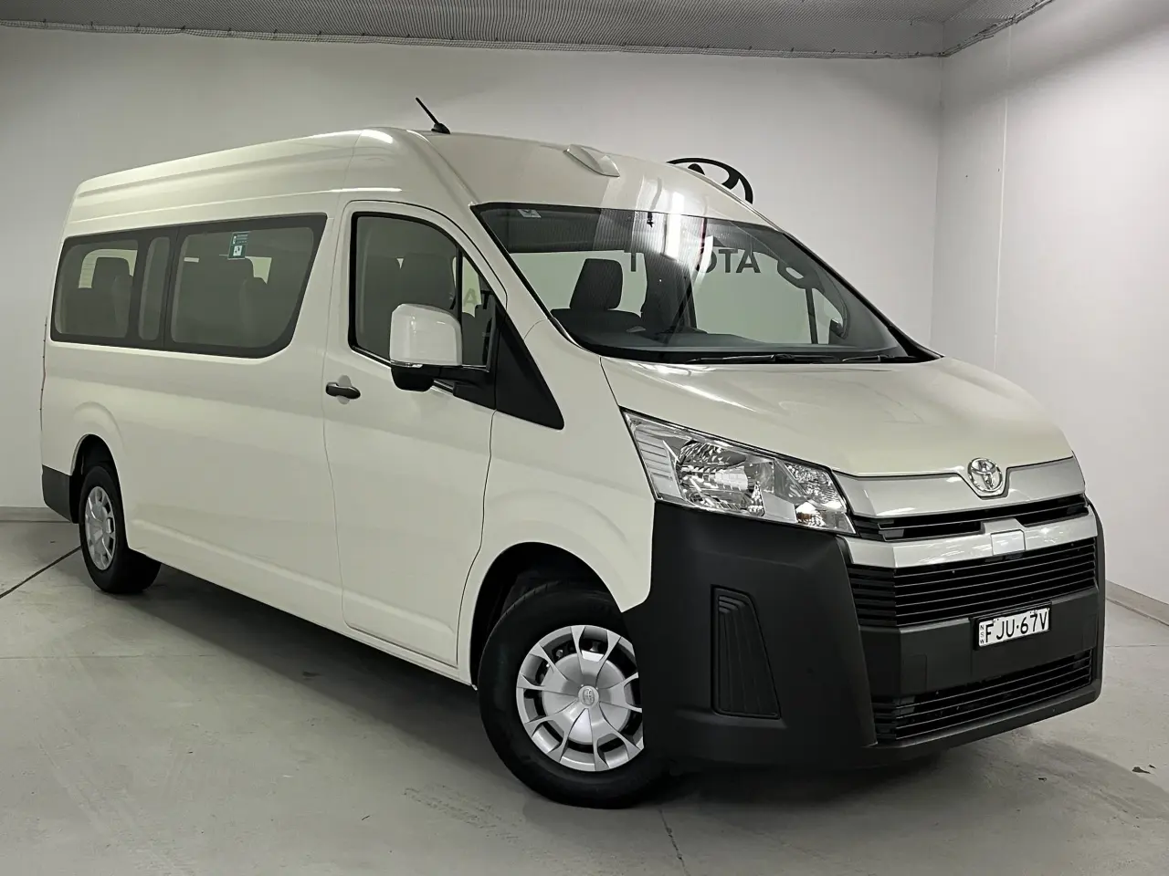 2024 TOYOTA HIACE Image 1