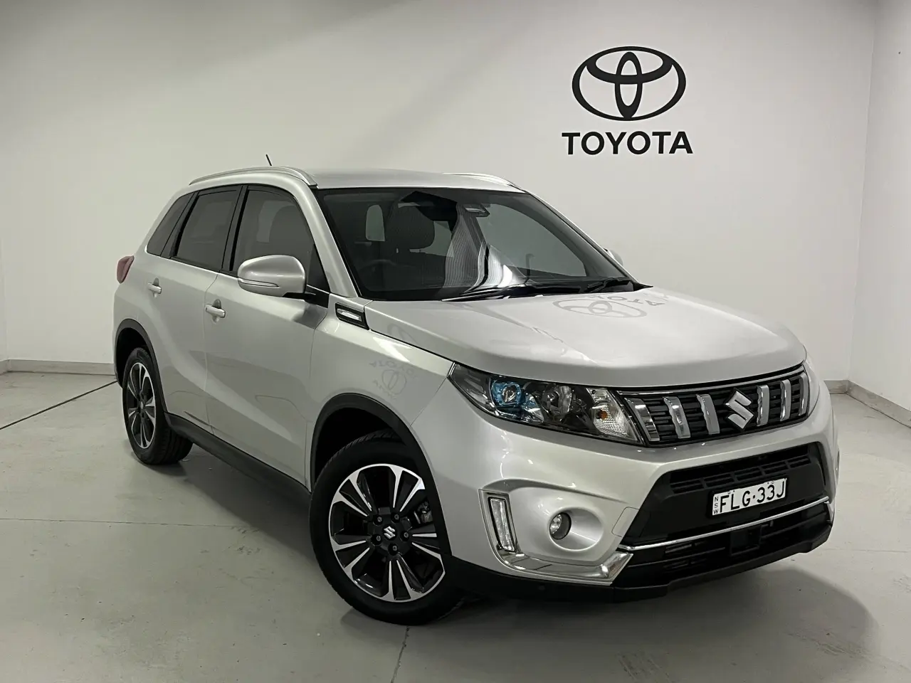 2019 SUZUKI VITARA Image 1