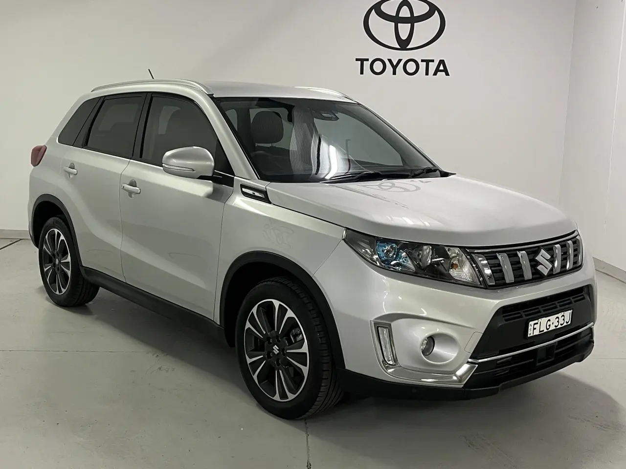 2019 SUZUKI VITARA Image 2