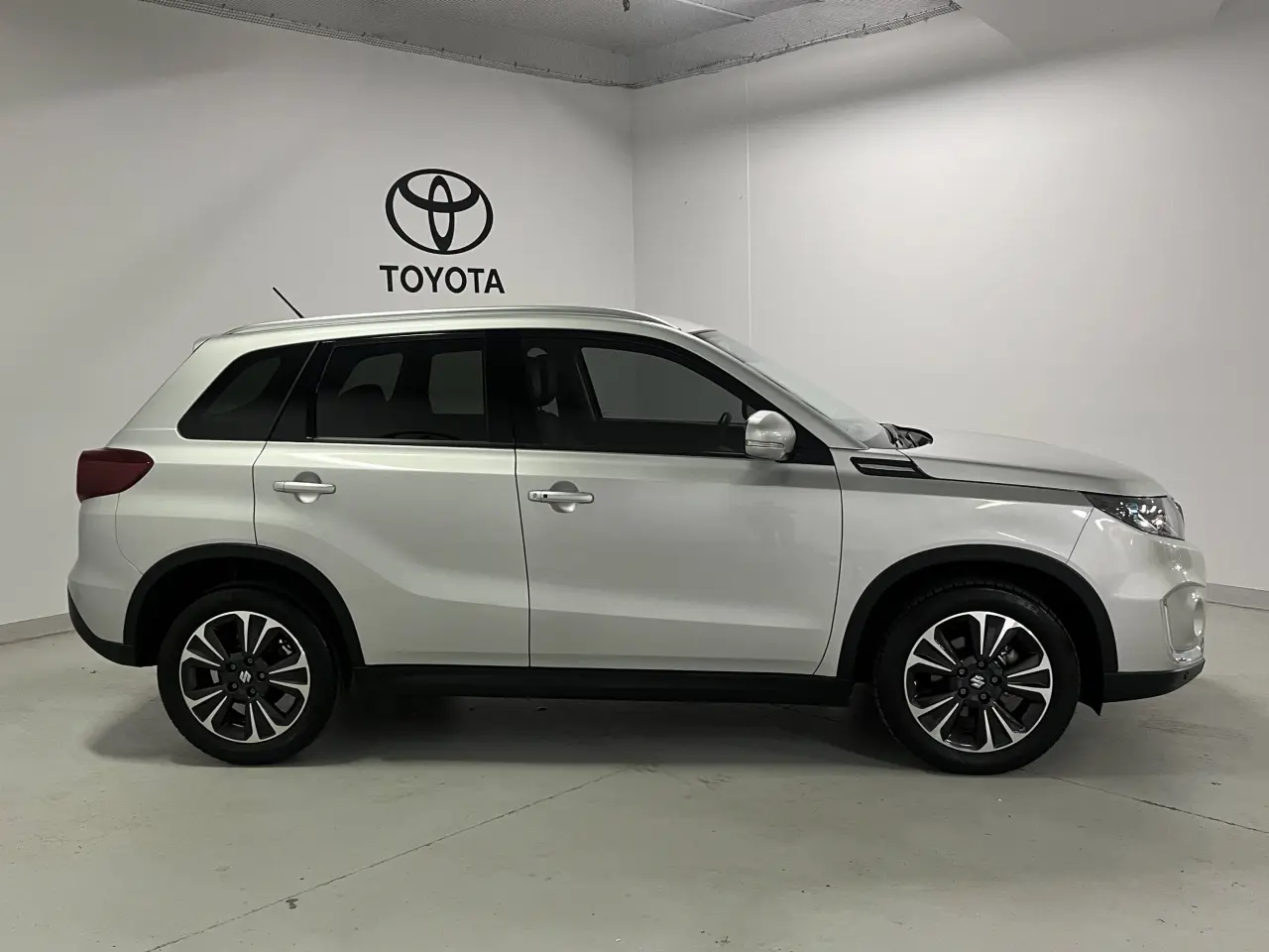 2019 SUZUKI VITARA Image 4