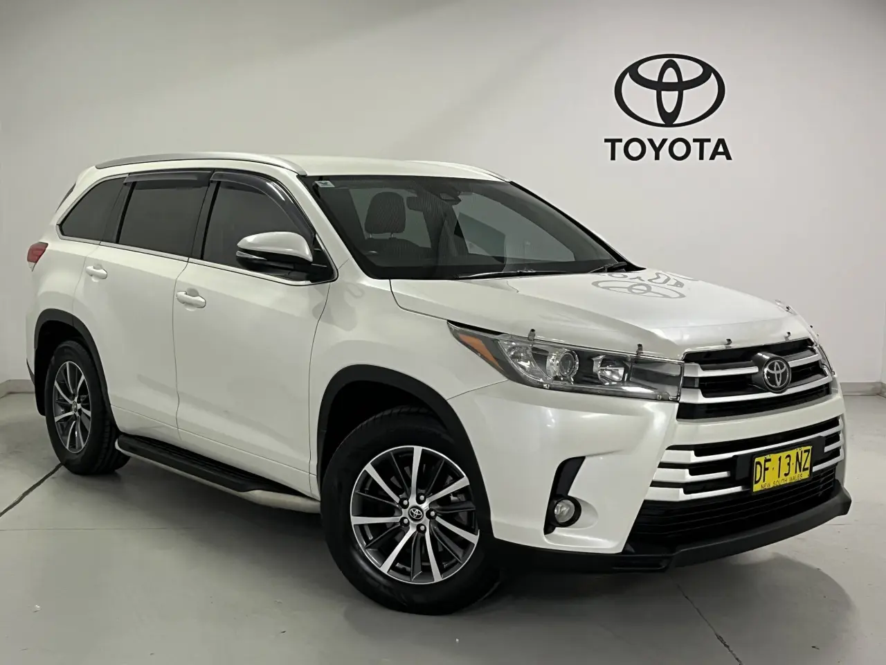 2019 TOYOTA KLUGER Image 1