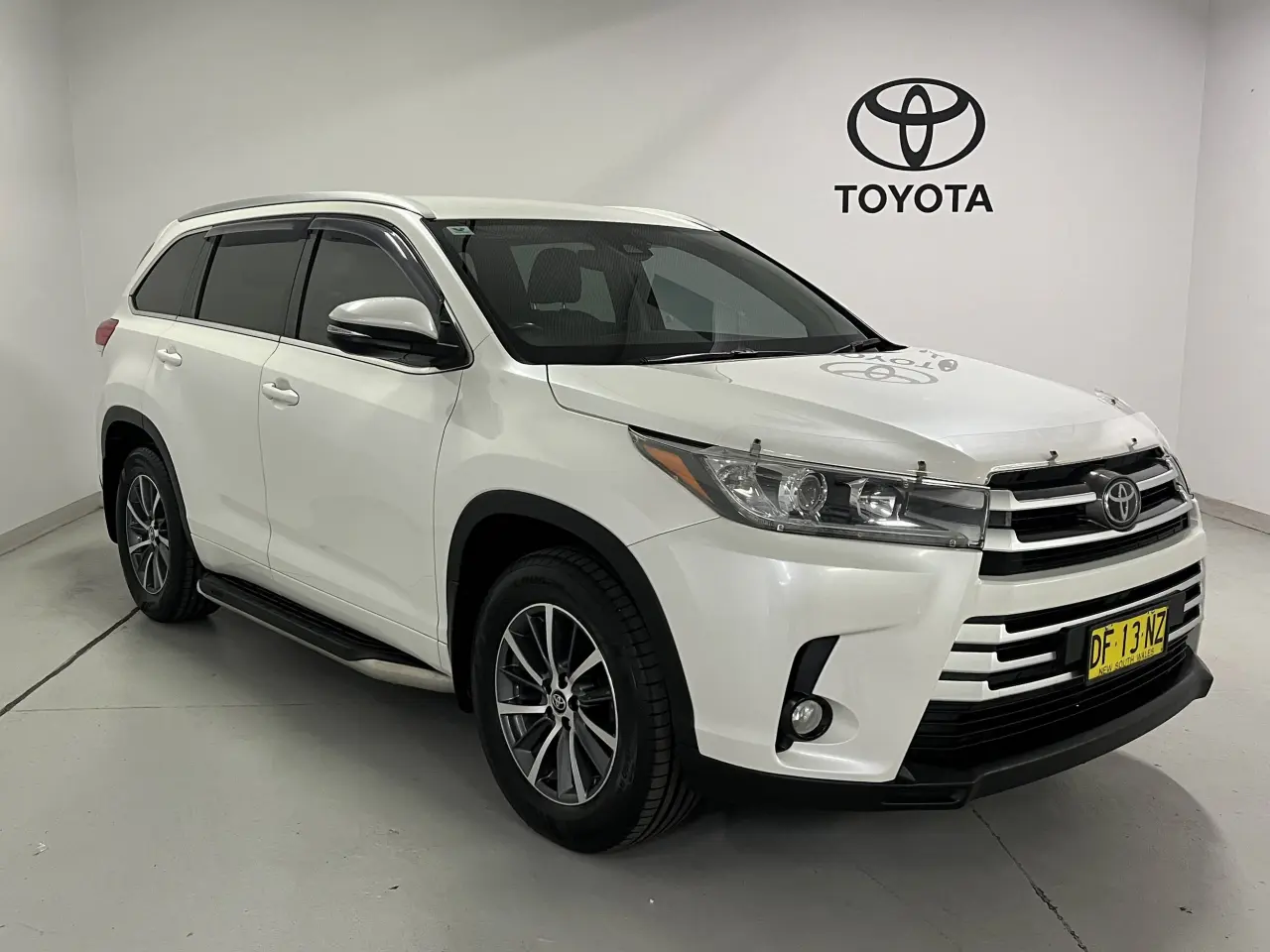 2019 TOYOTA KLUGER Image 2