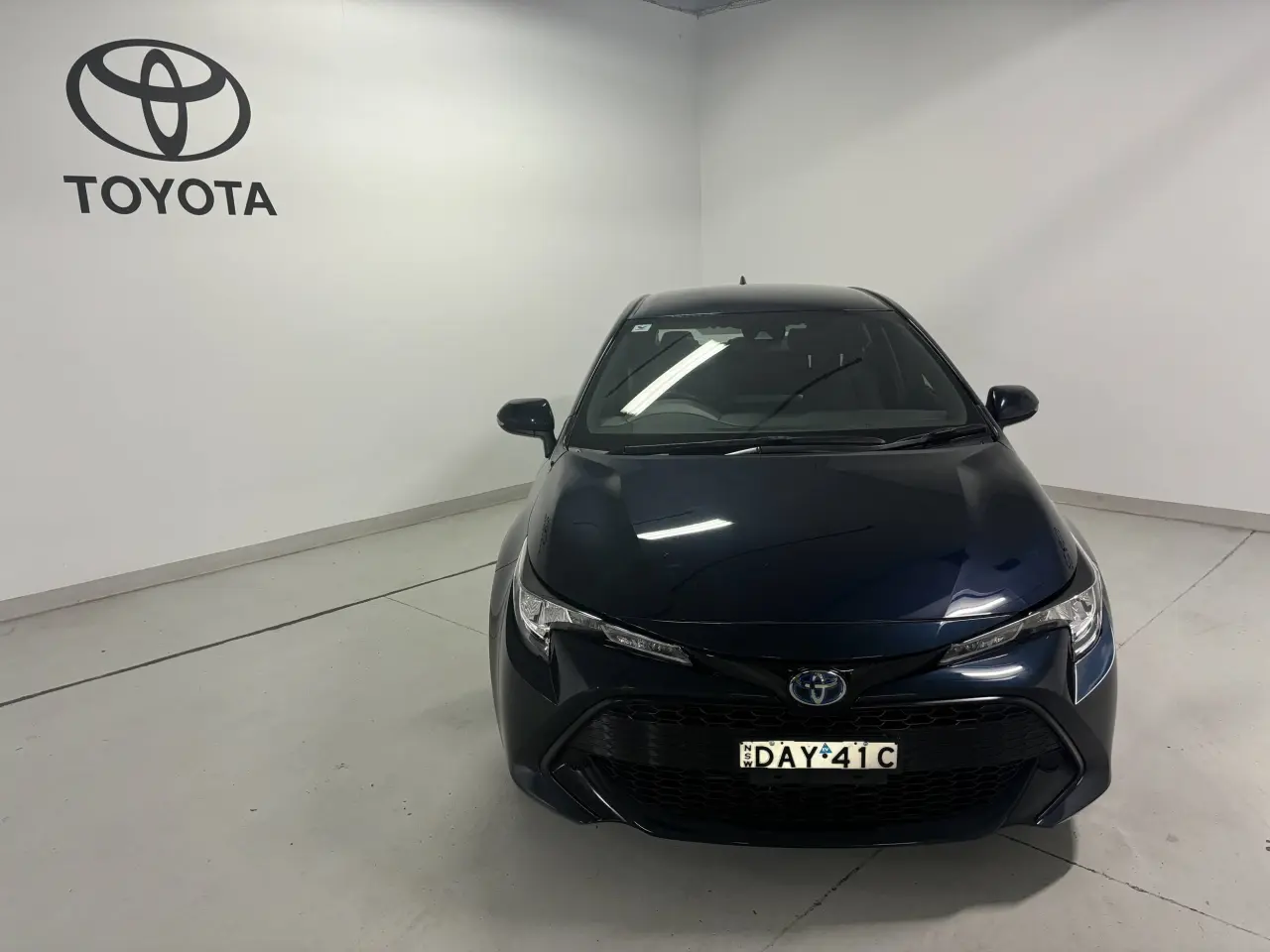 2020 TOYOTA COROLLA Image 3