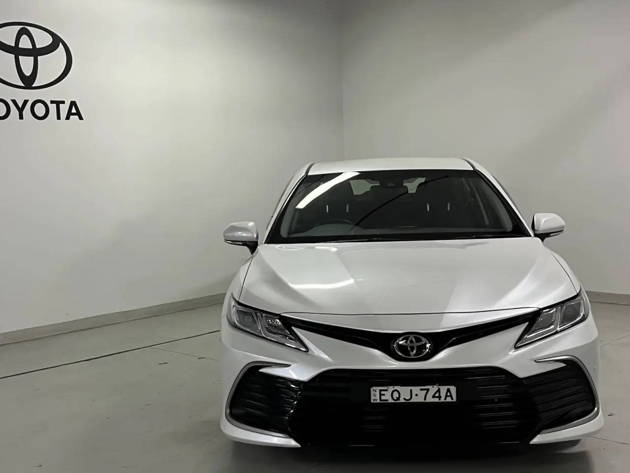 2021 TOYOTA CAMRY Image 3