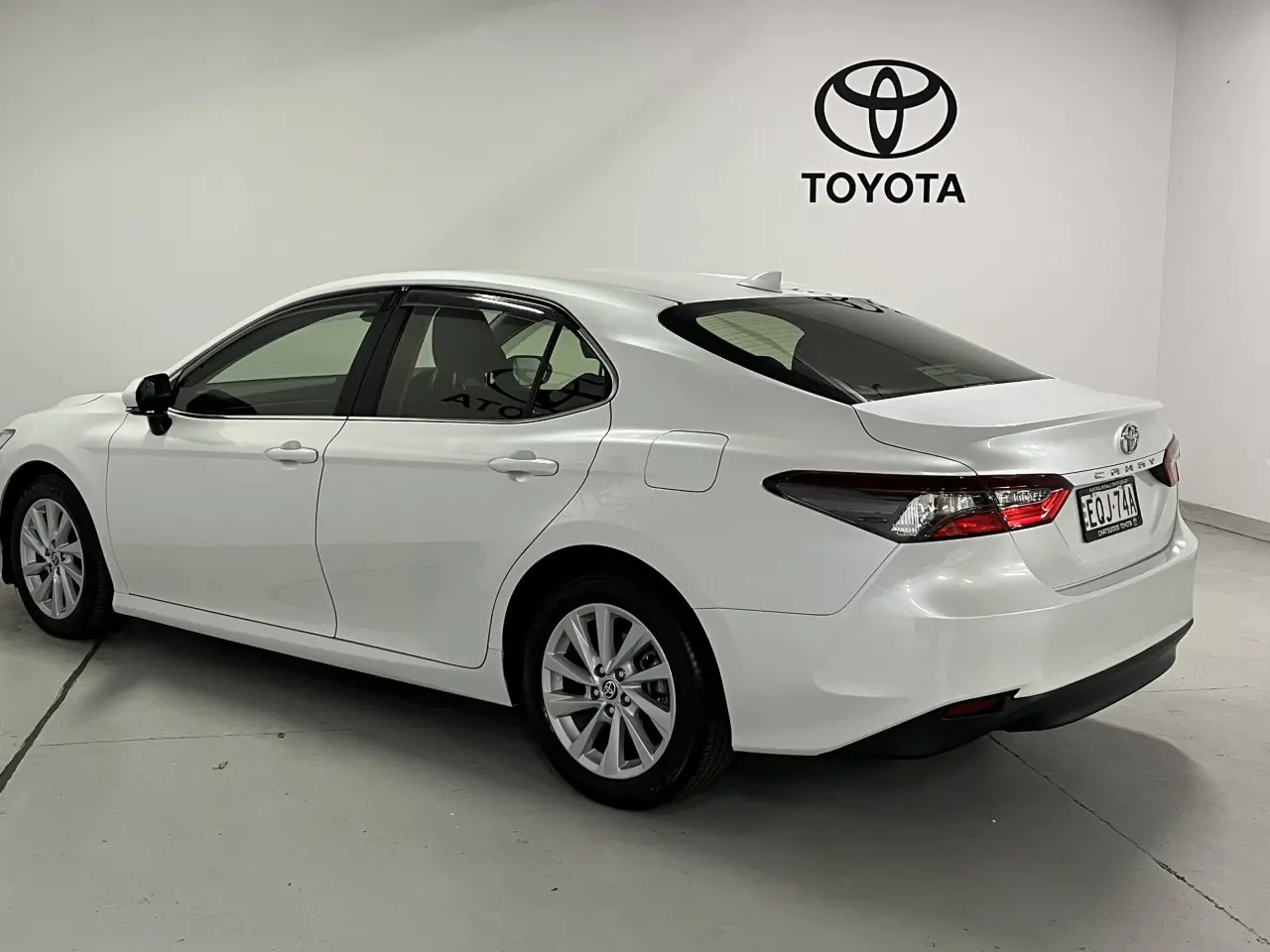 2021 TOYOTA CAMRY Image 6