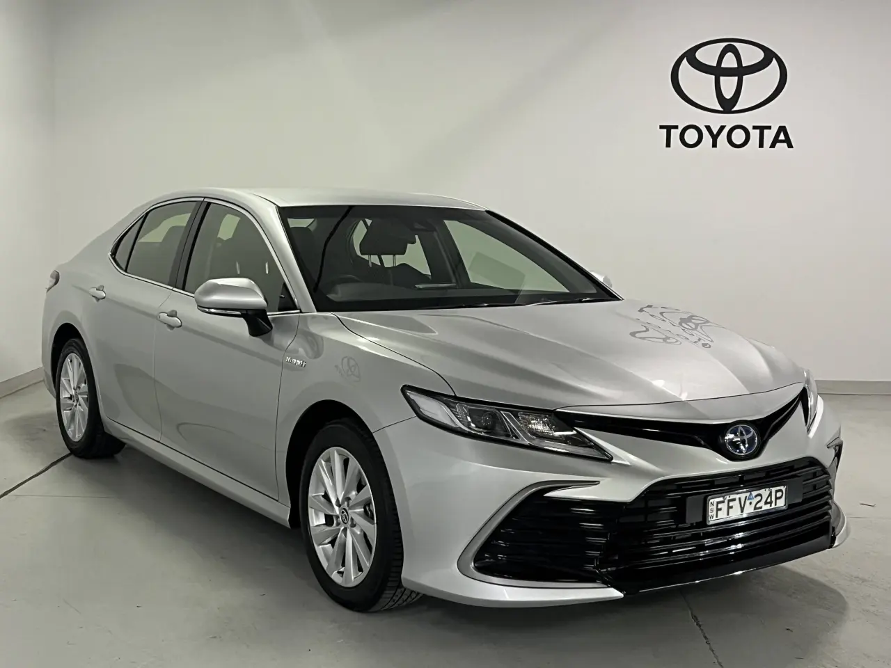 2024 TOYOTA CAMRY HYBRID Image 2