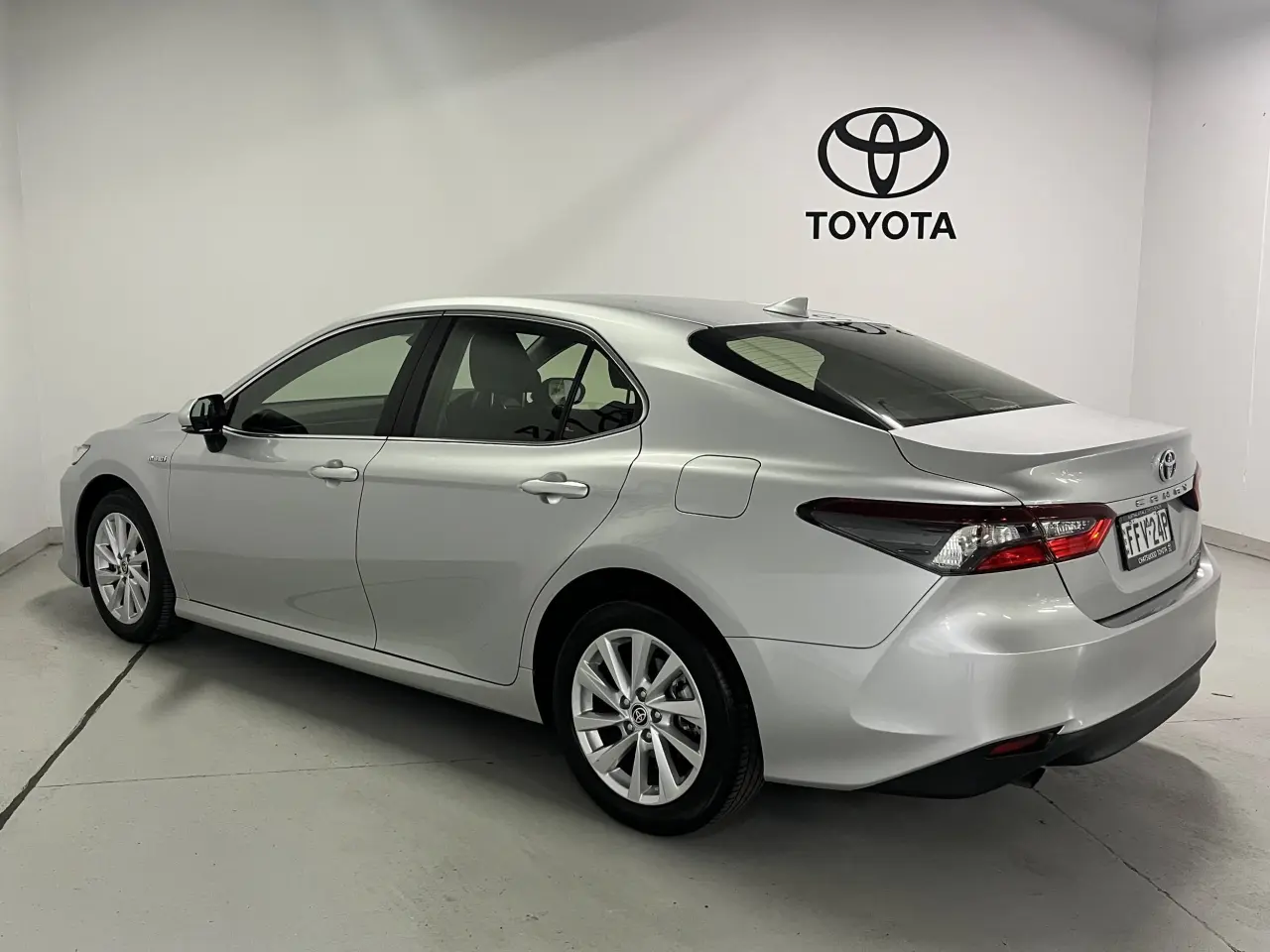 2024 TOYOTA CAMRY HYBRID Image 7