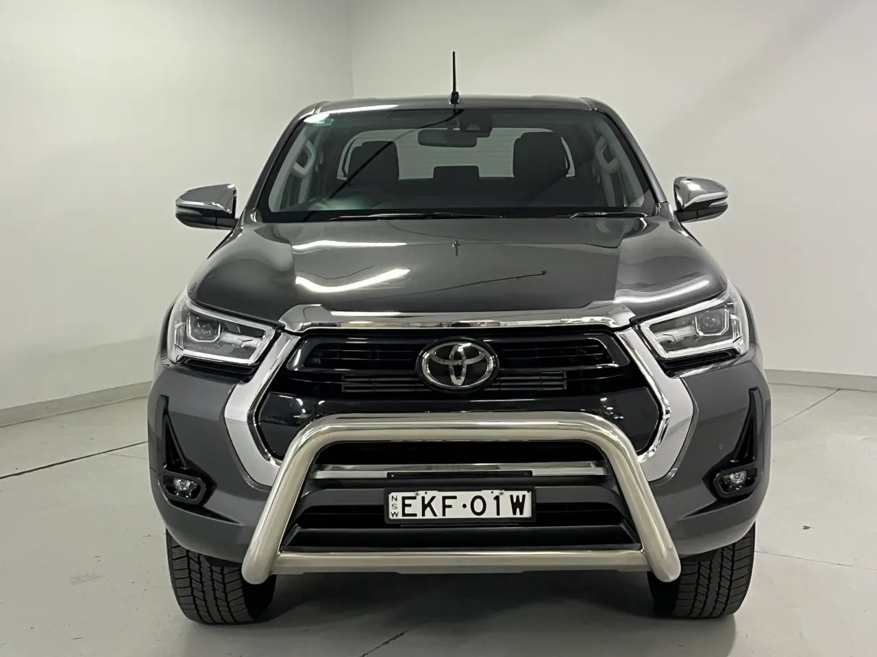 2020 Toyota Hilux Gallery Image 3