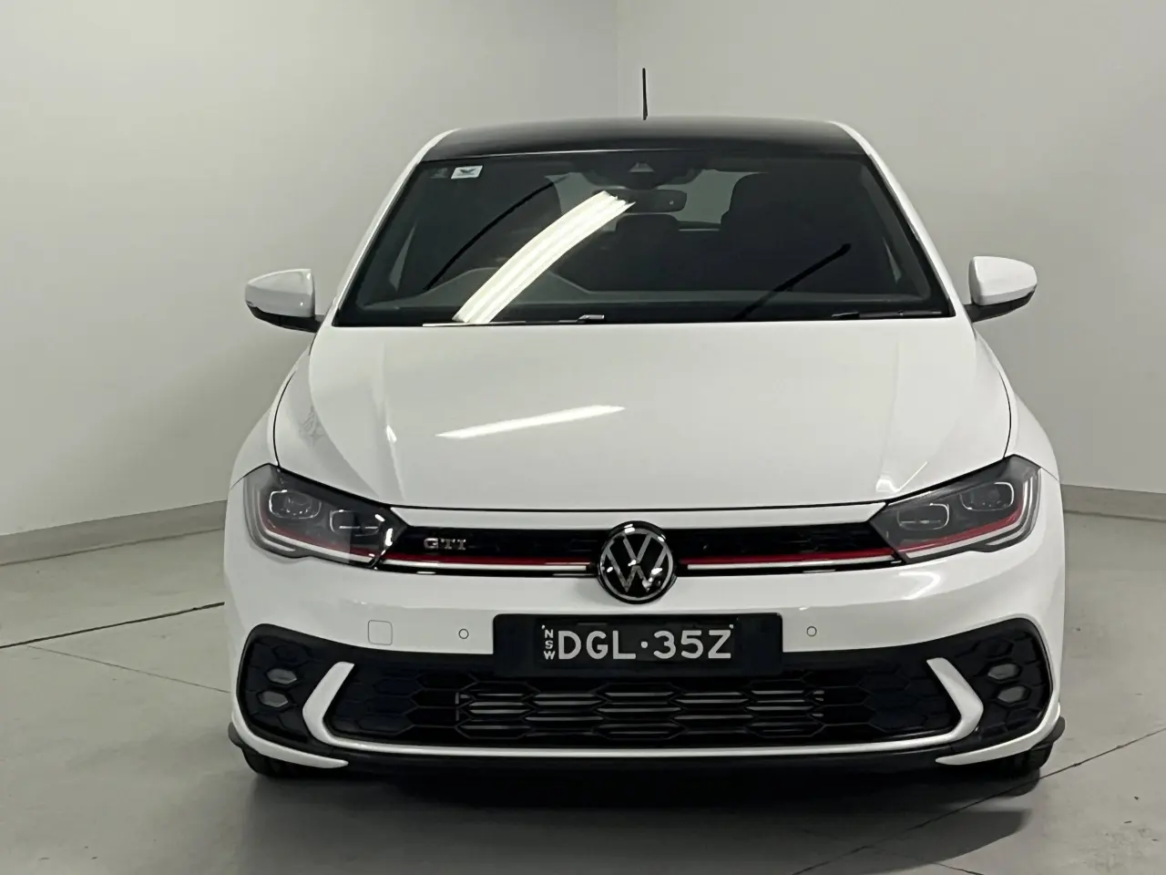 2023 VOLKSWAGEN POLO Image 3