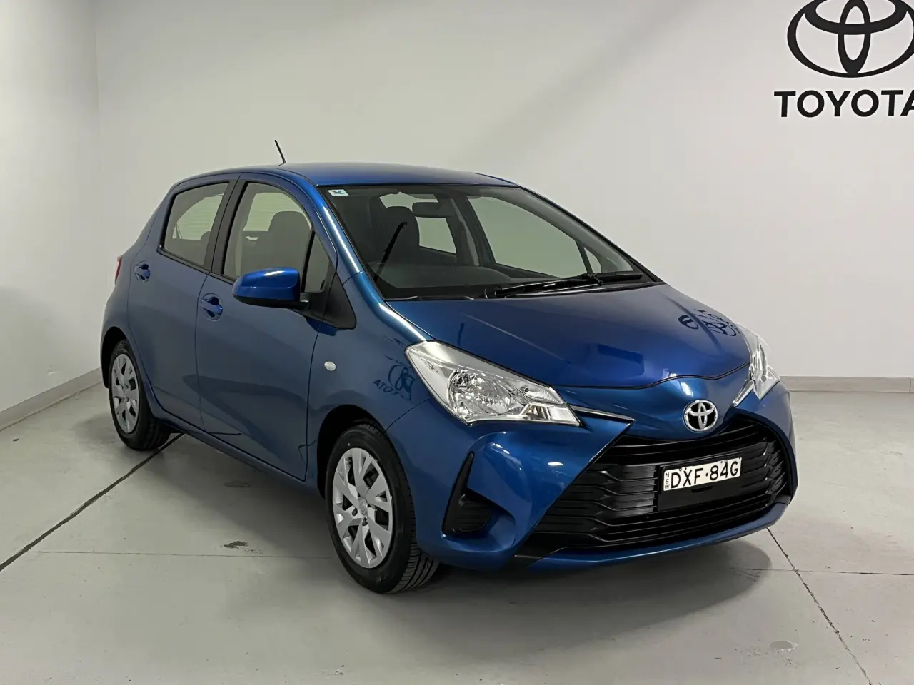 2018 Toyota Yaris Gallery Image 2