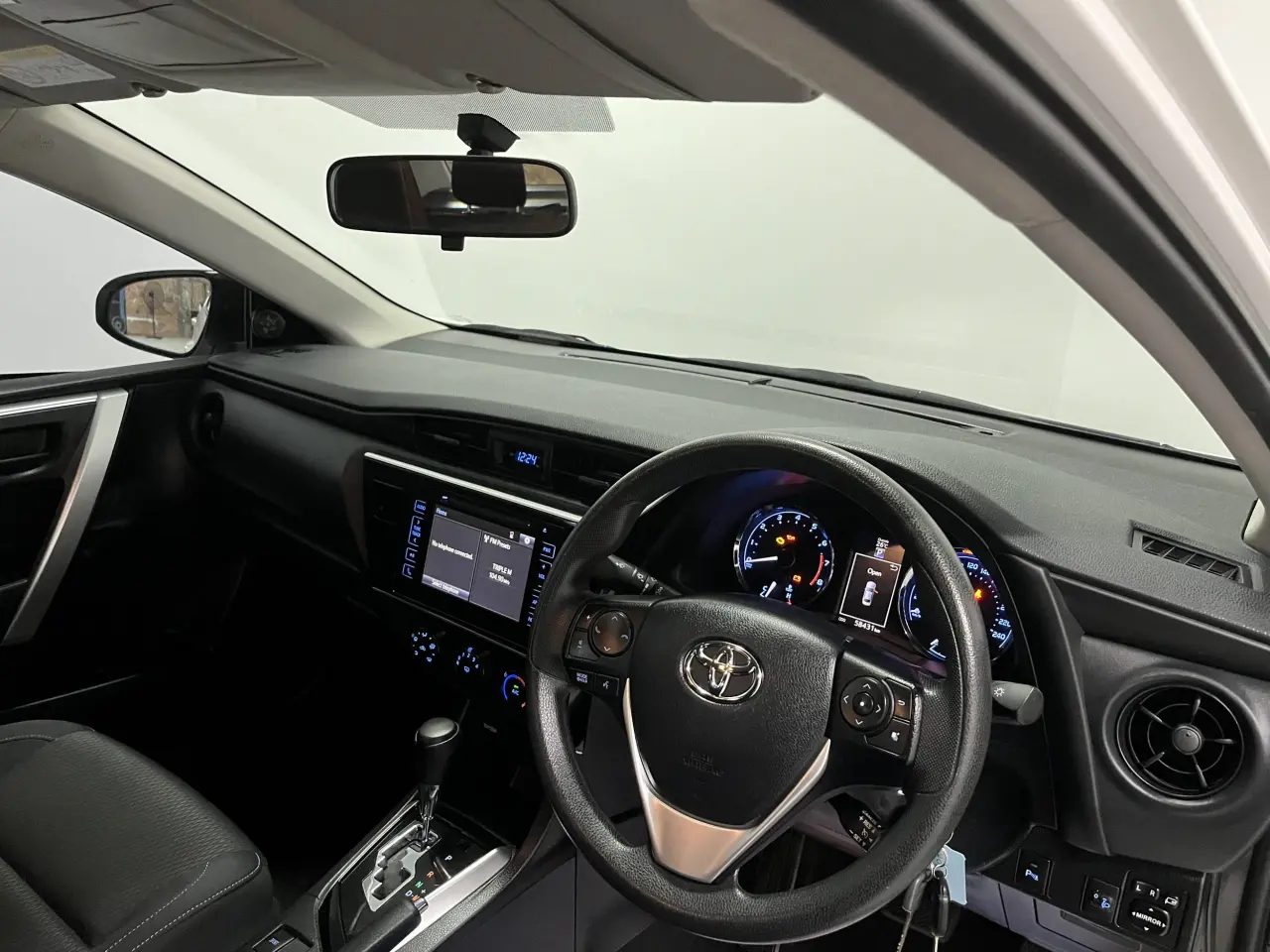 2019 Toyota Corolla Gallery Image 13