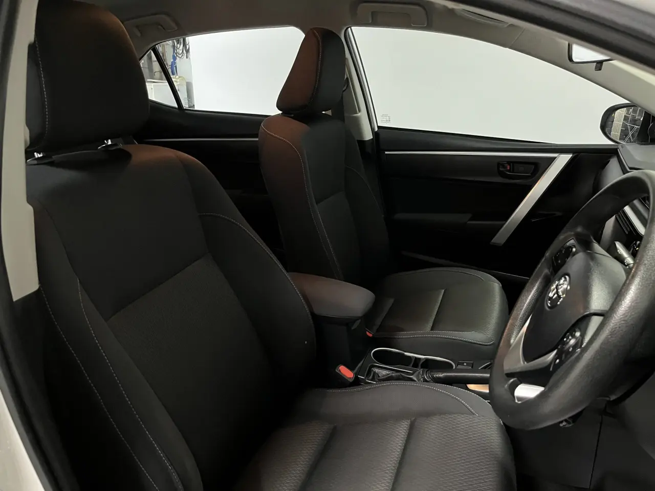 2019 Toyota Corolla Gallery Image 9