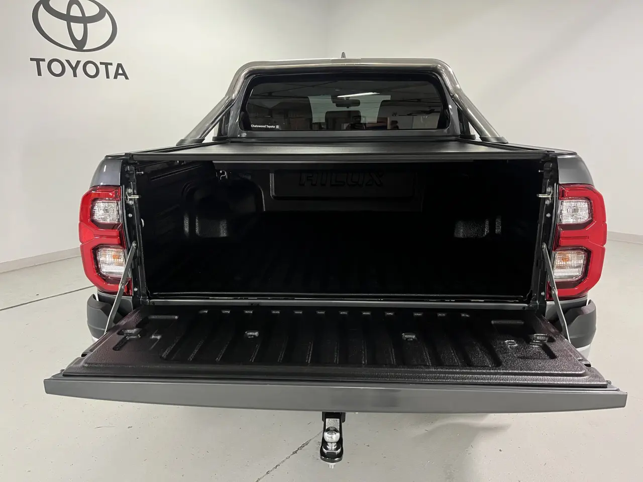 2023 Toyota Hilux Gallery Image 18