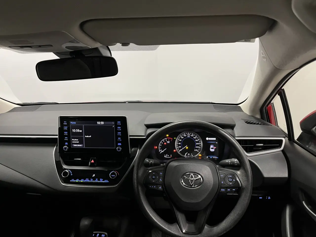 2021 Toyota Corolla Sedan Hybrid Gallery Image 14