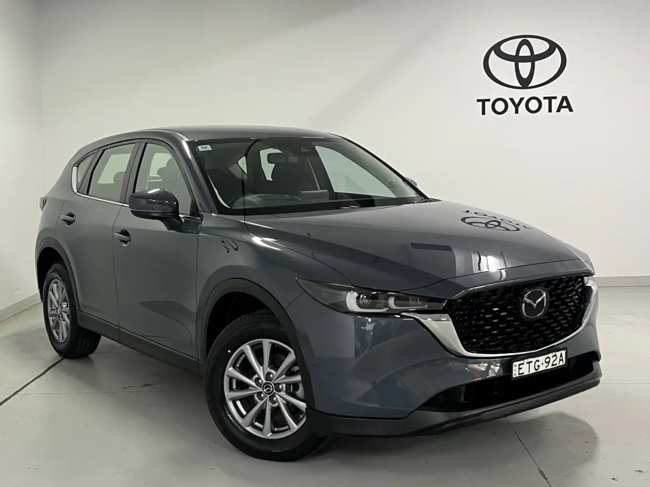 2022 Mazda Cx-5 Gallery Image 1