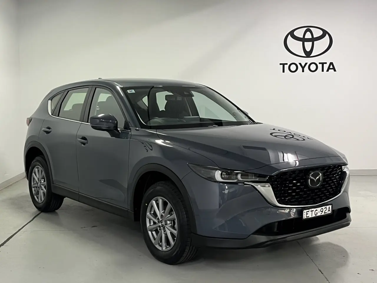 2022 Mazda Cx-5 Gallery Image 2