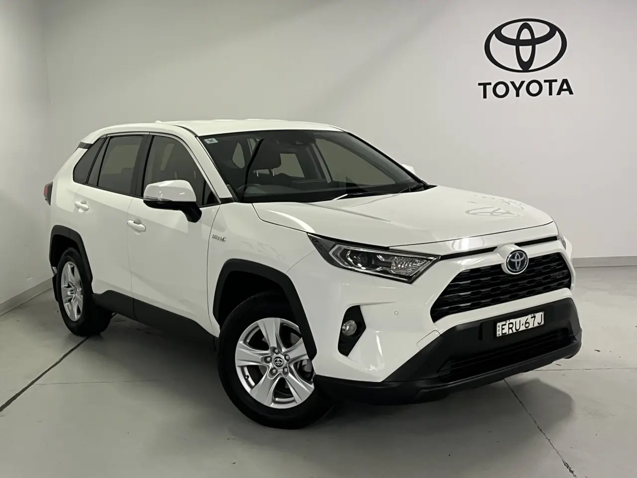 2021 Toyota Rav4 Hybrid Gallery Image 1