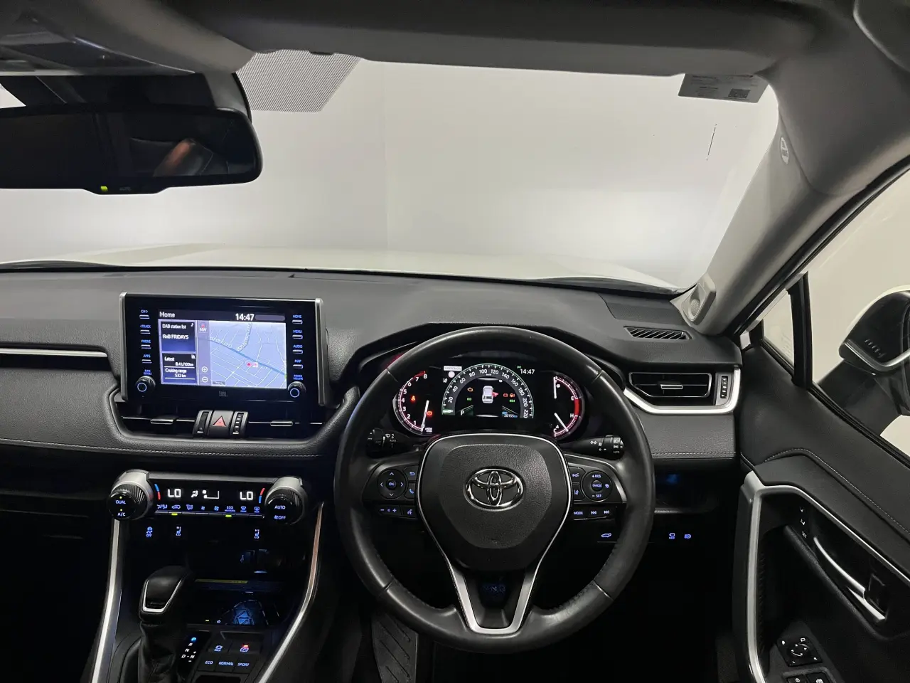 2019 Toyota Rav4 Gallery Image 14