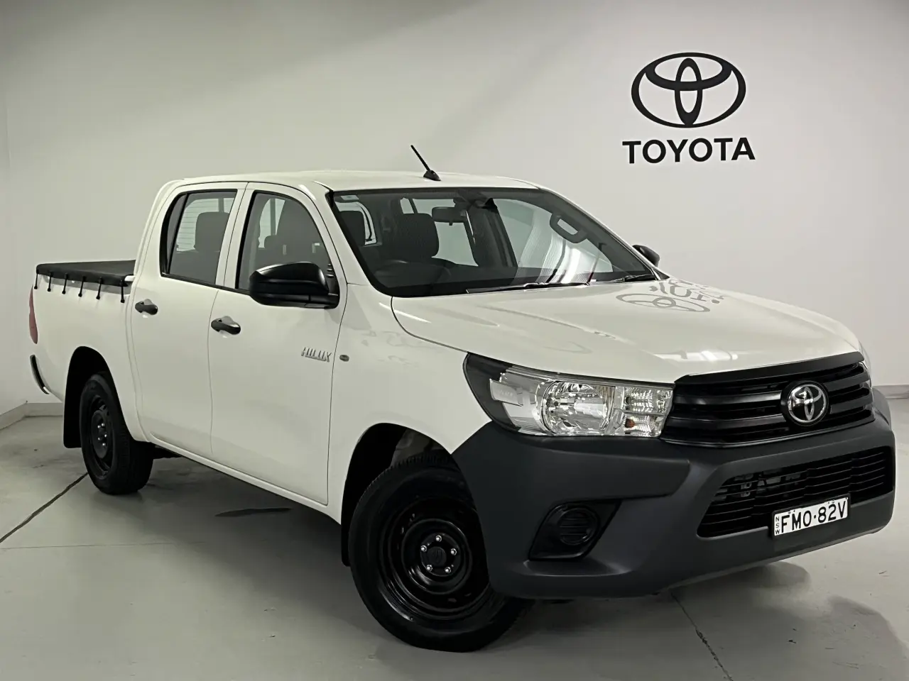 2019 Toyota Hilux Gallery Image 1