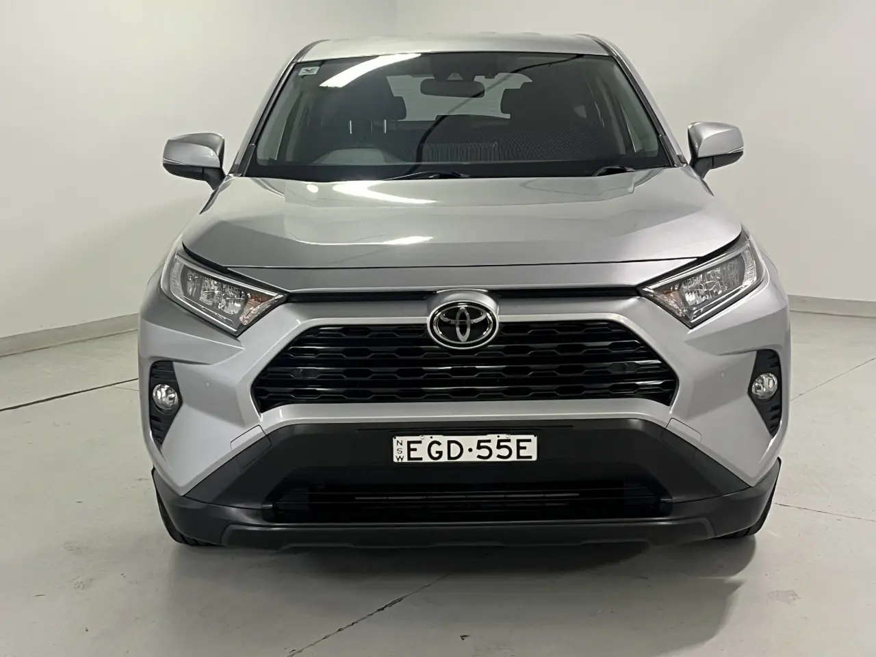 2019 Toyota Rav4 Gallery Image 3