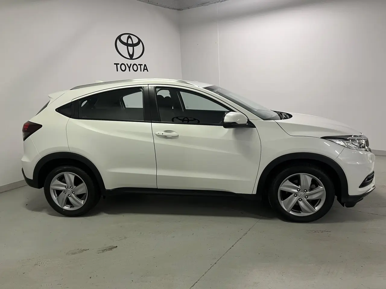 2021 Honda Hr-V Gallery Image 2