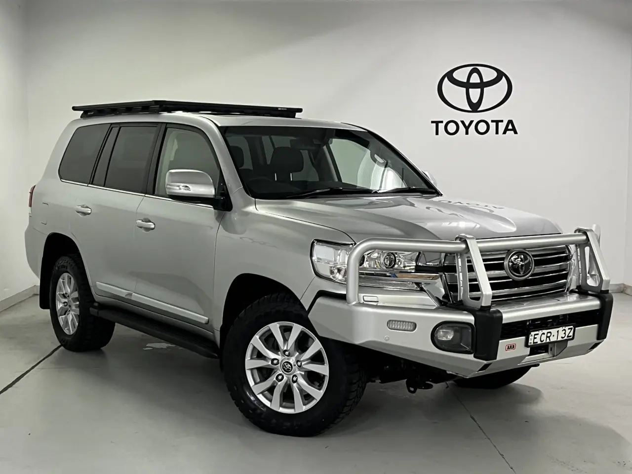 2019 Toyota Landcruiser Gallery Image 1