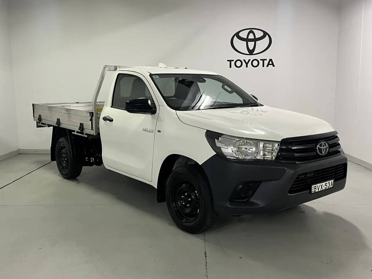 2022 Toyota Hilux Gallery Image 2