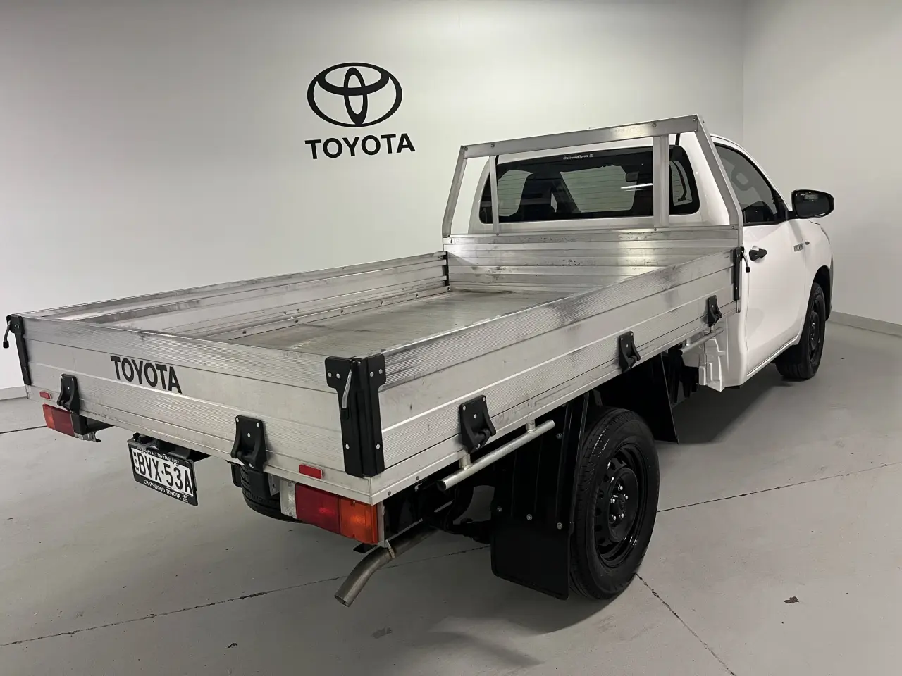 2022 Toyota Hilux Gallery Image 5