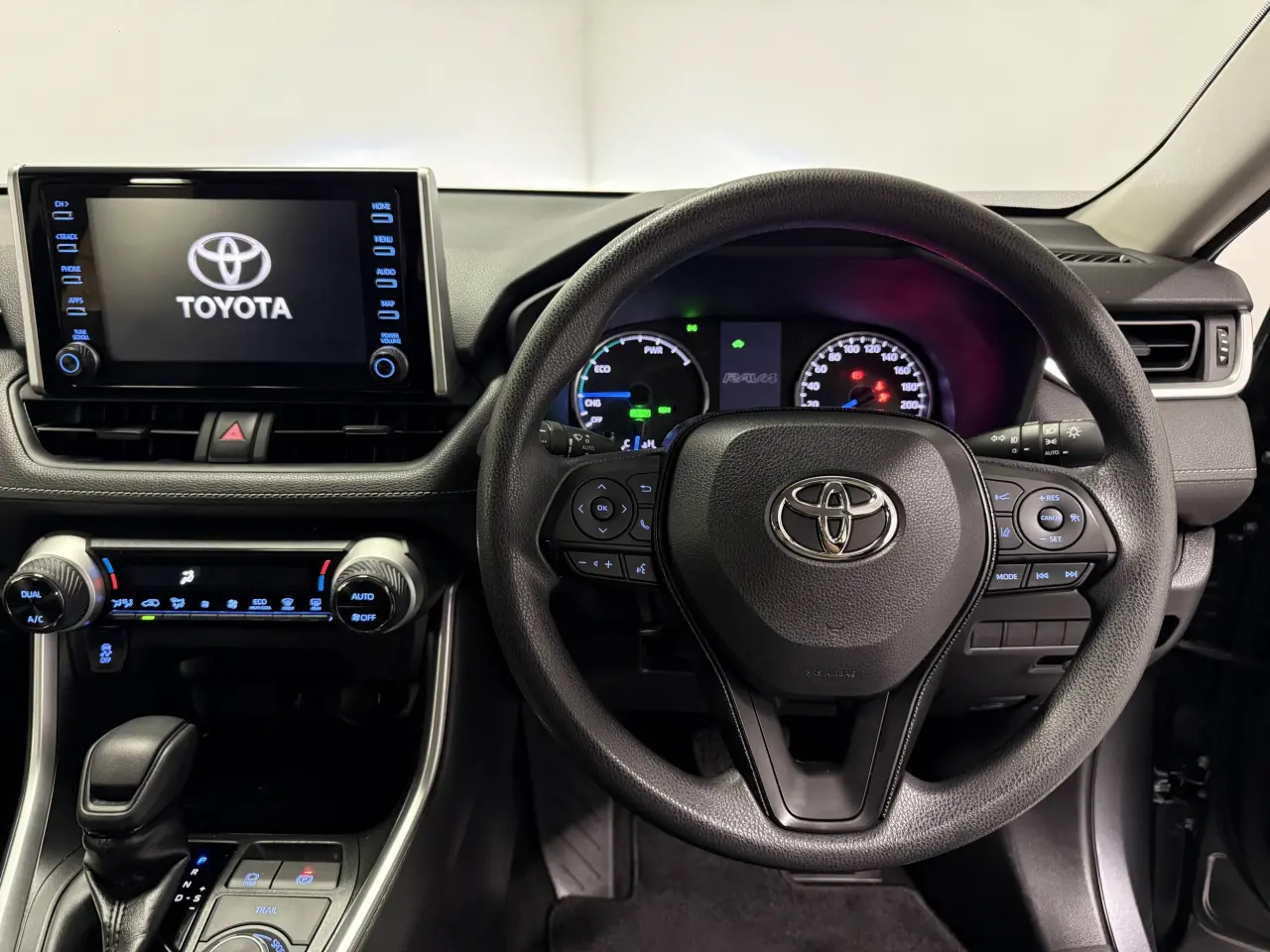 2020 Toyota Rav4 Hybrid Gallery Image 15