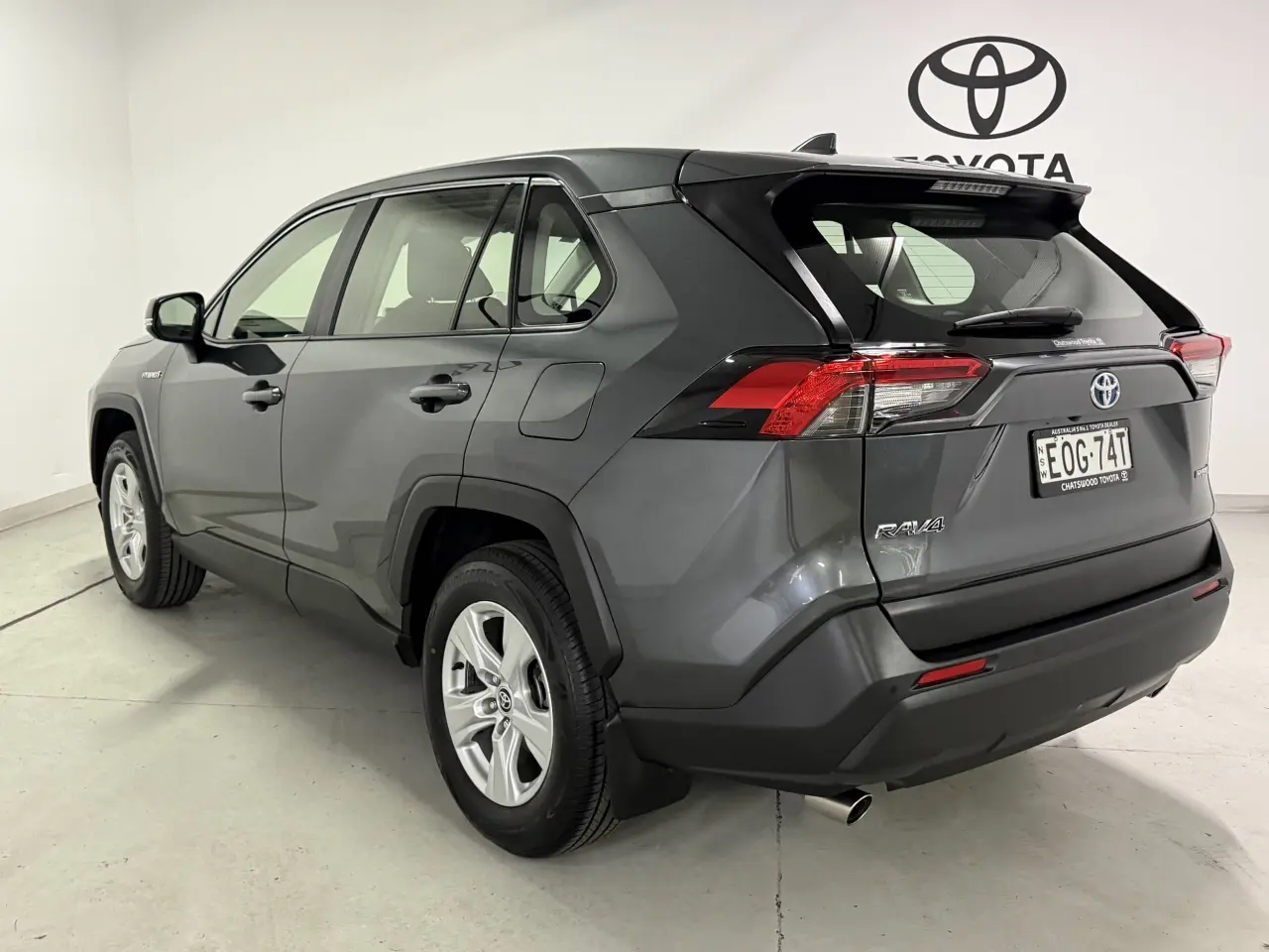 2020 Toyota Rav4 Hybrid Gallery Image 6