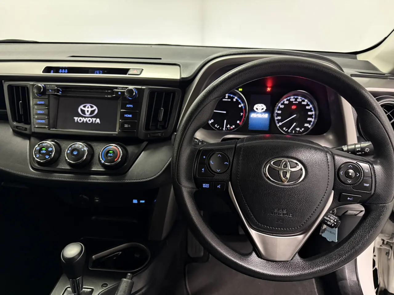 2018 Toyota Rav4 Gallery Image 13