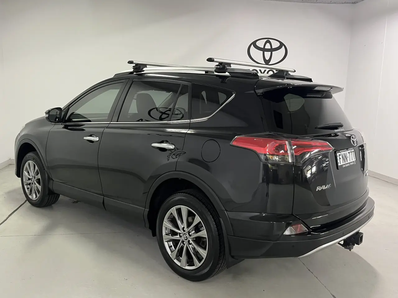 2016 Toyota Rav4 Gallery Image 7